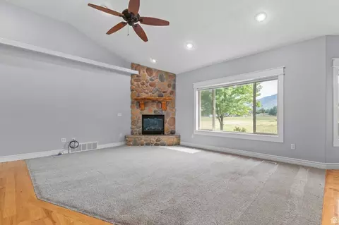 Living - 1501 W Elk Cir, Mapleton, UT 84664 photo 2 of 4