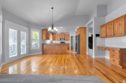 Living - 1501 W Elk Cir, Mapleton, UT 84664 photo 3 of 4