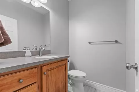 Bath - 1501 W Elk Cir, Mapleton, UT 84664 photo 4 of 5