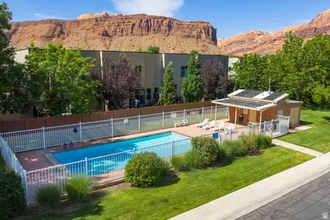 Exterior - 687 W Hale Ave, Moab, UT 84532 photo 8 of 9