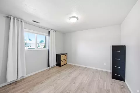 Bedroom - 180 E 900 S, Layton, UT 84041 photo 2 of 2