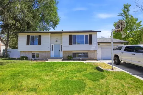 Exterior - 180 E 900 S, Layton, UT 84041 photo 11 of 13