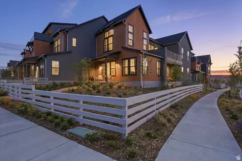 6962 W Terraine Rd S #137, West Jordan, UT 84081