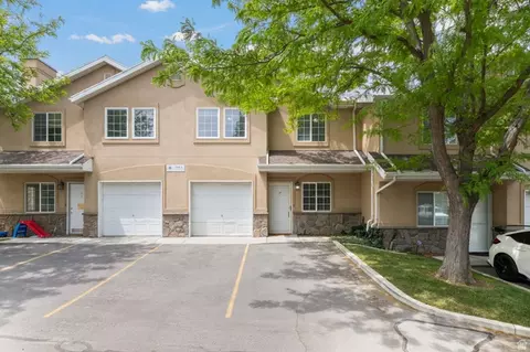 7118 S Equator Ln #B, West Jordan, UT 84084