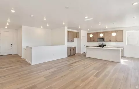 Living - 4945 N Topaz Dr, Eagle Mountain, UT 84005 photo 6 of 6