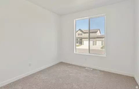 Bedroom - 4945 N Topaz Dr, Eagle Mountain, UT 84005 photo 5 of 7