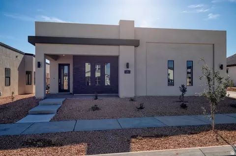 527 W Avery Ln, Saint George, UT 84790