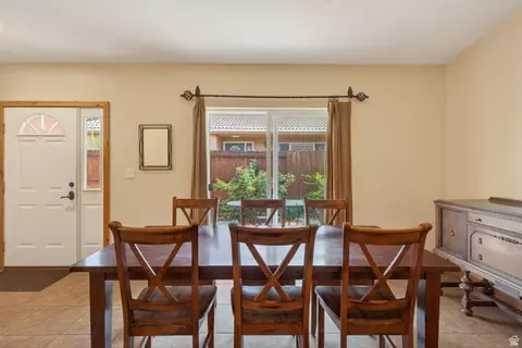 Dining - 439 W Williams Way, Moab, UT 84532 photo 2 of 2