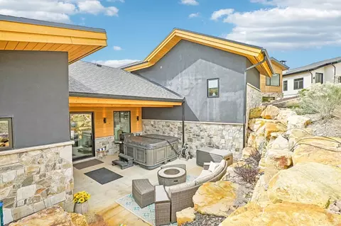 Exterior - 11506 N White Tail Ct, Hideout, UT 84036 photo 4 of 7