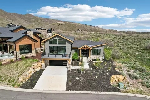 Exterior - 11506 N White Tail Ct, Hideout, UT 84036 photo 5 of 7