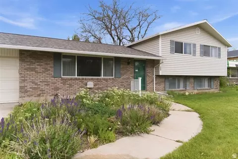 Exterior - 284 E 1140 N, Orem, UT 84057 photo 2 of 5