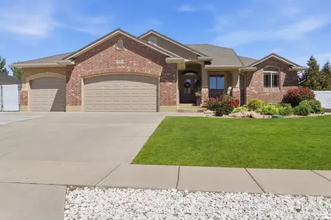 1031 S 1525 W, Syracuse, UT 84075