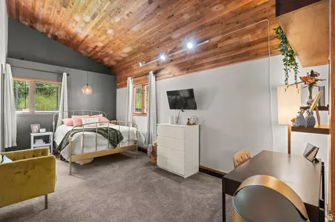 Bedroom - 12 N Quiet Meadow Ln, Mapleton, UT 84664 photo 8 of 9