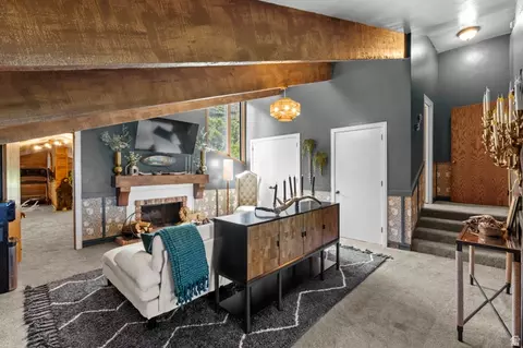 Living - 12 N Quiet Meadow Ln, Mapleton, UT 84664 photo 13 of 15