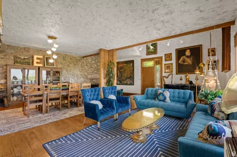 Living - 12 N Quiet Meadow Ln, Mapleton, UT 84664 photo 2 of 15