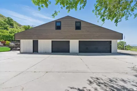 Exterior - 12 N Quiet Meadow Ln, Mapleton, UT 84664 photo 10 of 23