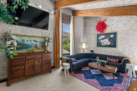 Living - 12 N Quiet Meadow Ln, Mapleton, UT 84664 photo 12 of 15