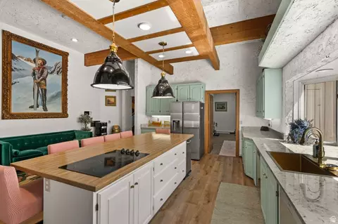 Kitchen - 12 N Quiet Meadow Ln, Mapleton, UT 84664 photo 1 of 8