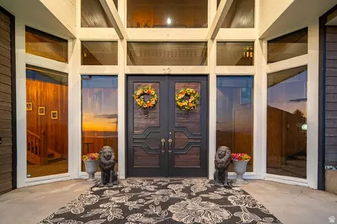 Entry Way - 12 N Quiet Meadow Ln, Mapleton, UT 84664 photo 1 of 8