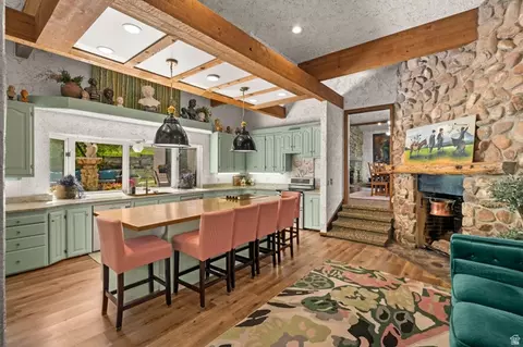 Kitchen - 12 N Quiet Meadow Ln, Mapleton, UT 84664 photo 4 of 8