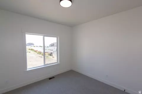 1112 E 50 N, Hyde Park, UT 84318 photo 29