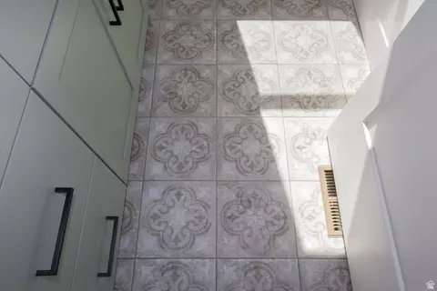 1112 E 50 N, Hyde Park, UT 84318 photo 32