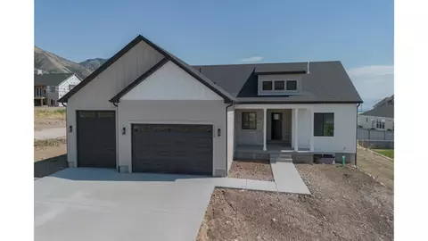 1112 E 50 N, Hyde Park, UT 84318