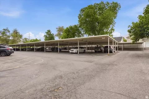 Exterior - 5328 S 570 E #I, Murray, UT 84107 photo 5 of 6