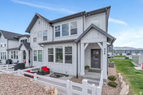 948 W Purpledisk Ct, Saratoga Springs, UT 84045