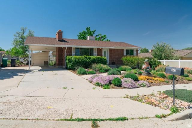 322 E Lane Cir, Sandy, UT 84070