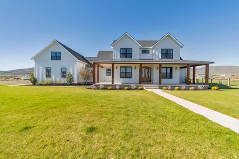 1820 W Farmhouse Flats Rd, Peoa, UT 84061