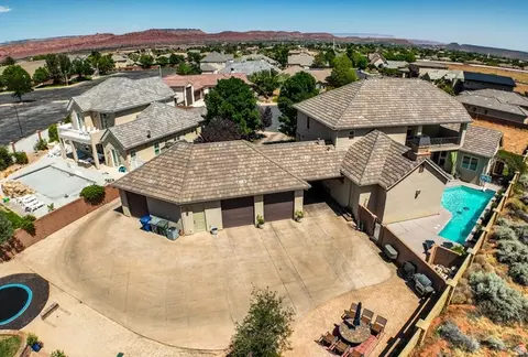 View/Area - 224 E 1175 S, Ivins, UT 84738 photo 2 of 9