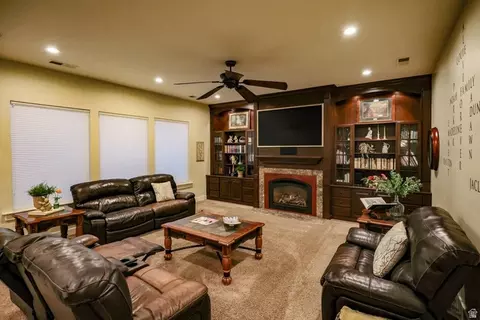 Living - 224 E 1175 S, Ivins, UT 84738 photo 7 of 10