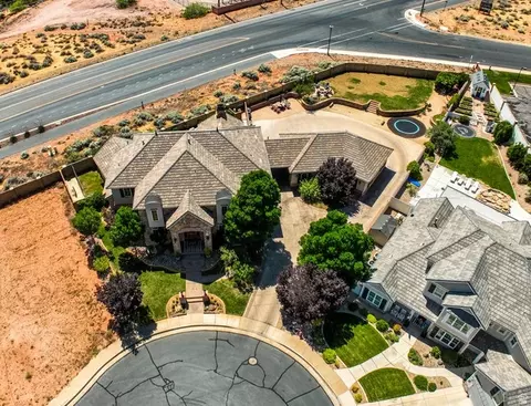 View/Area - 224 E 1175 S, Ivins, UT 84738 photo 1 of 9