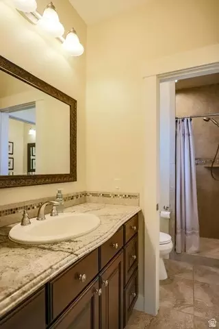 Bath - 224 E 1175 S, Ivins, UT 84738 photo 6 of 7
