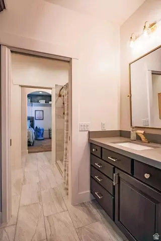 Bath - 224 E 1175 S, Ivins, UT 84738 photo 3 of 7