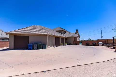 Exterior - 224 E 1175 S, Ivins, UT 84738 photo 7 of 27