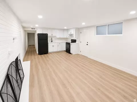 Living - 1440 S 760 E, Orem, UT 84097 photo 3 of 5