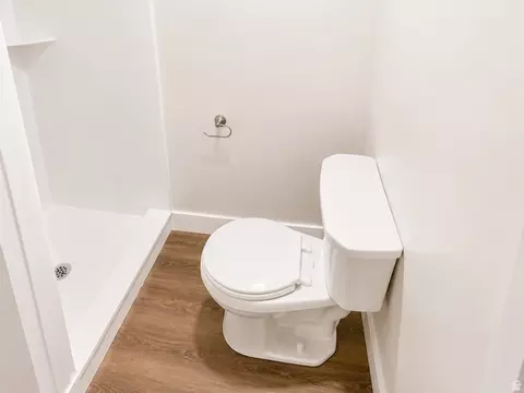 Bath - 1440 S 760 E, Orem, UT 84097 photo 5 of 5