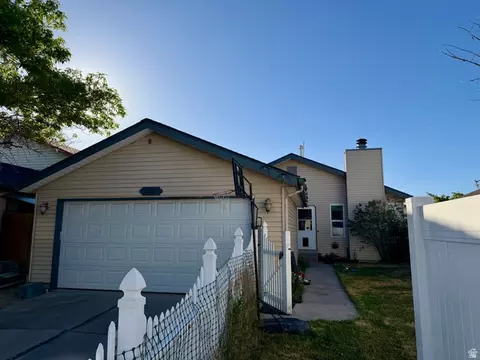 3038 S Arthurs Ct W, West Valley City, UT 84120