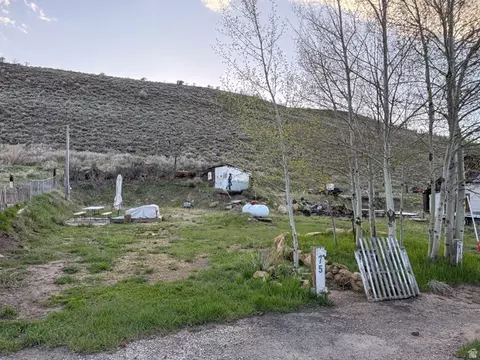 75 N Church St, Wellington, UT 84526