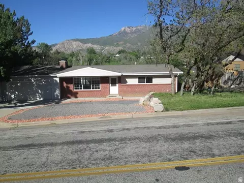 4872 N Burch Creek Dr E, South Ogden, UT 84403