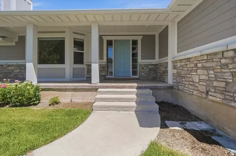 Exterior - 235 E 1100 N, Logan, UT 84341 photo 2 of 14