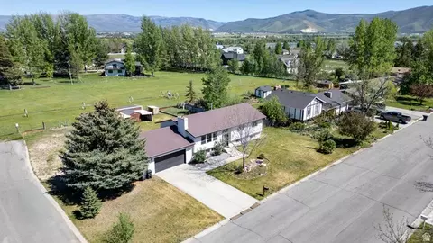 View/Area - 117 S 580 E, Midway, UT 84049 photo 3 of 11