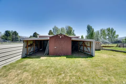 Exterior - 117 S 580 E, Midway, UT 84049 photo 8 of 11