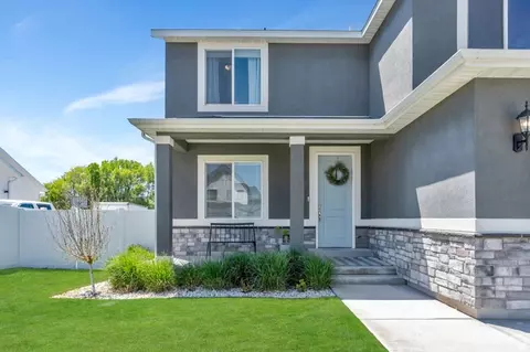 Exterior - 646 S Meade St, Mapleton, UT 84664 photo 6 of 6