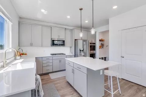 Kitchen - 646 S Meade St, Mapleton, UT 84664 photo 1 of 3