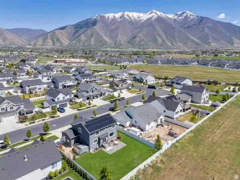View/Area - 646 S Meade St, Mapleton, UT 84664 photo 4 of 11