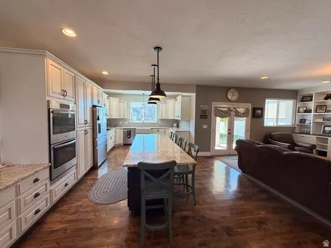 Kitchen - 2368 S 825 W, Syracuse, UT 84075 photo 5 of 6