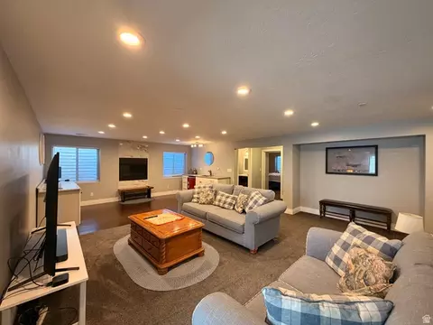 Living - 2368 S 825 W, Syracuse, UT 84075 photo 4 of 5